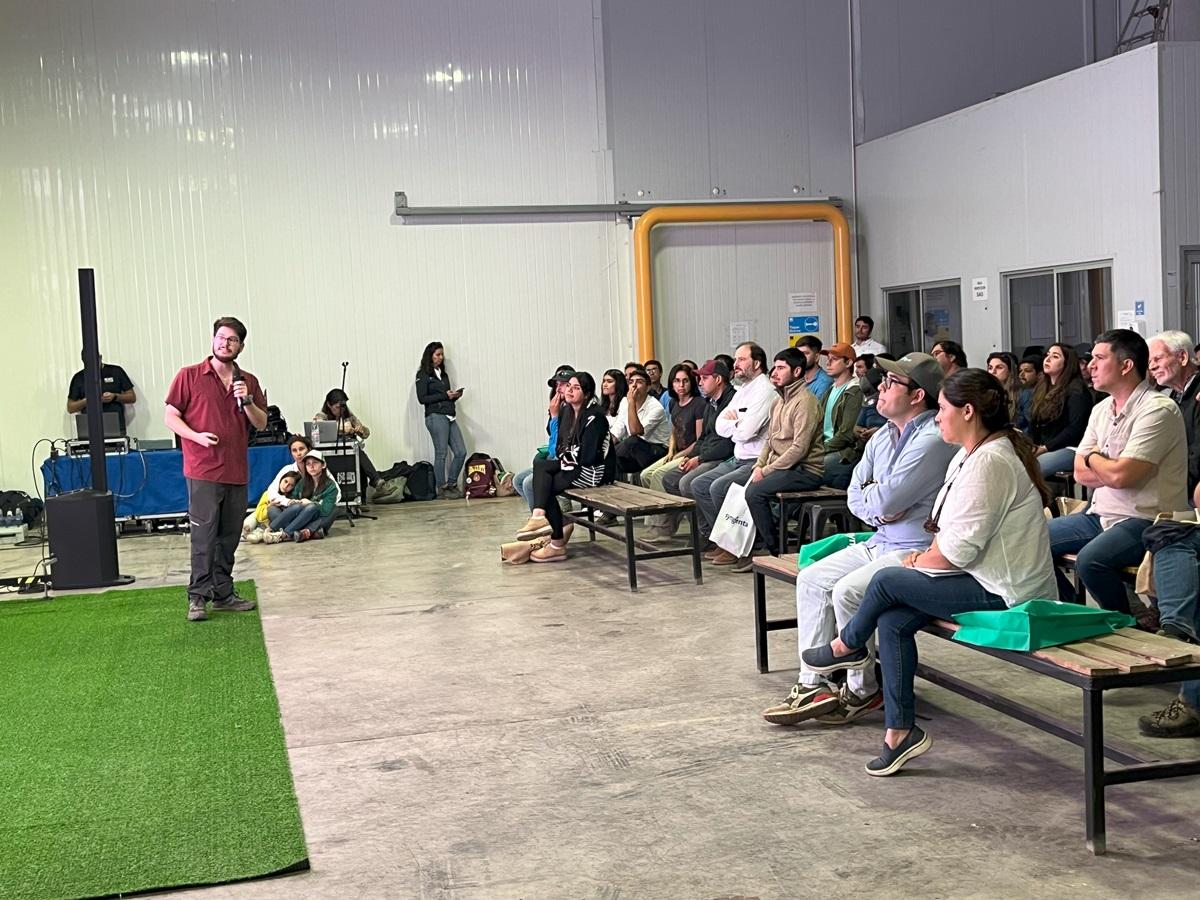Andrés Arias durante su presentación. 