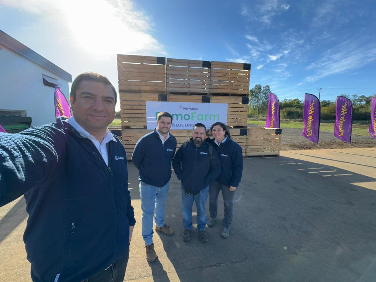 Equipo presente en Demo Farm 2024.
